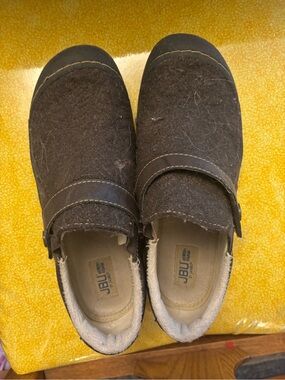 JBU Brown Slip-On Comfort Shoes